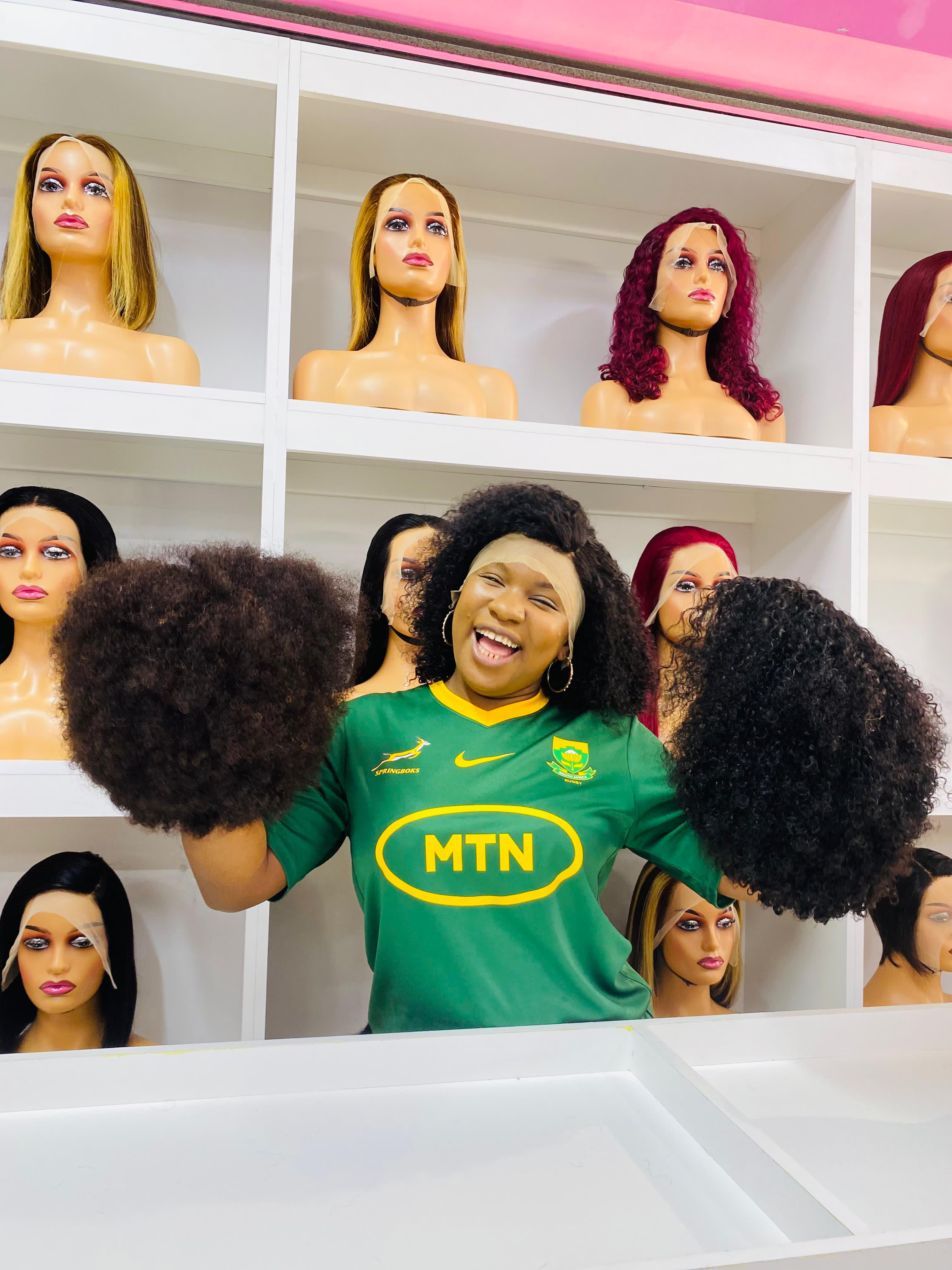 WHAT IS A GLUELESS WIG ?